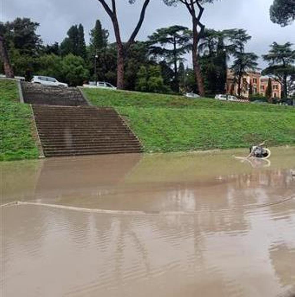 maltempo roma idrovore circo massimo