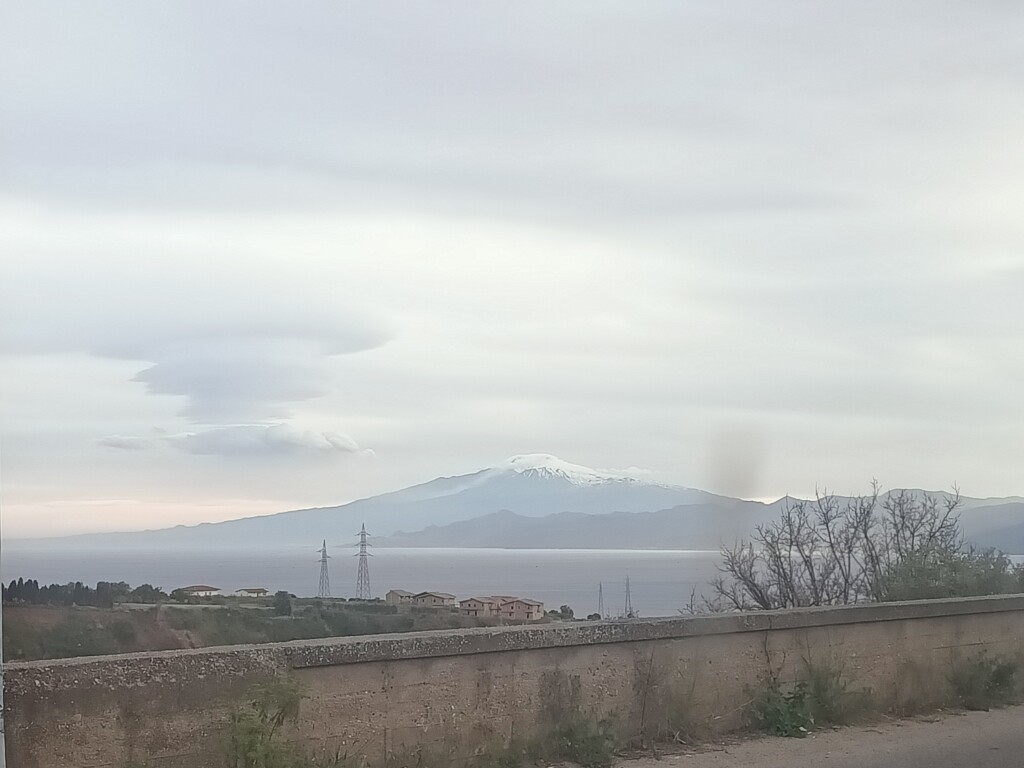 nube lenticolare etna