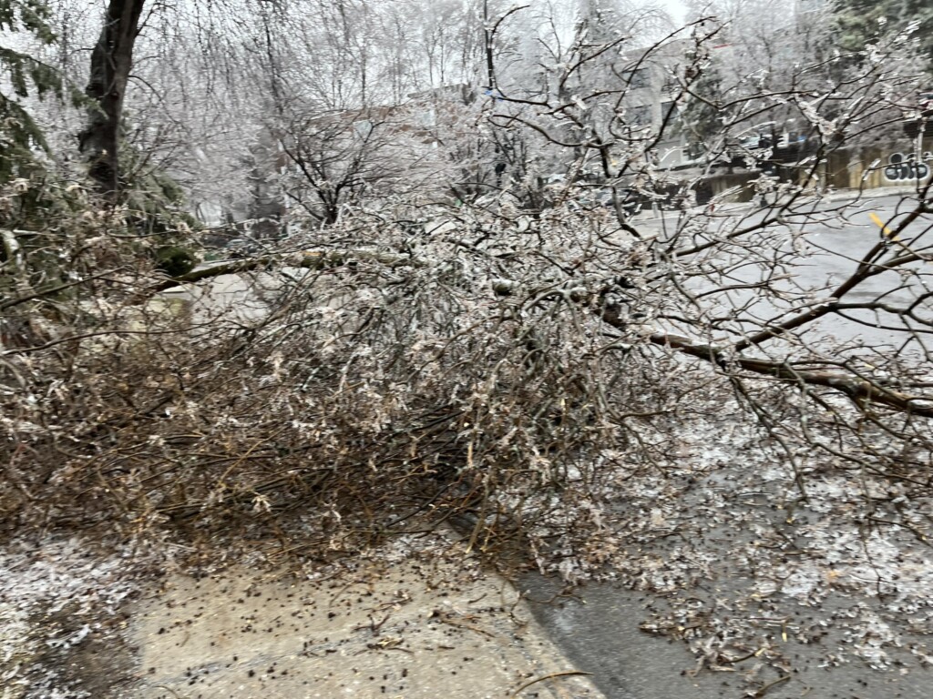 tempesta ghiaccio canada