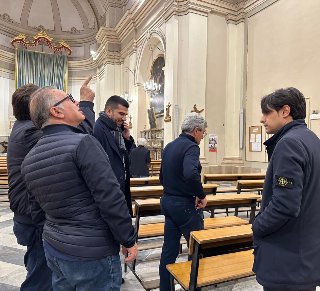 terremoto catania danni chiesta misterbianco