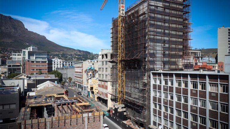 edificio costruito con canapa sudafricana più alto nel mondo