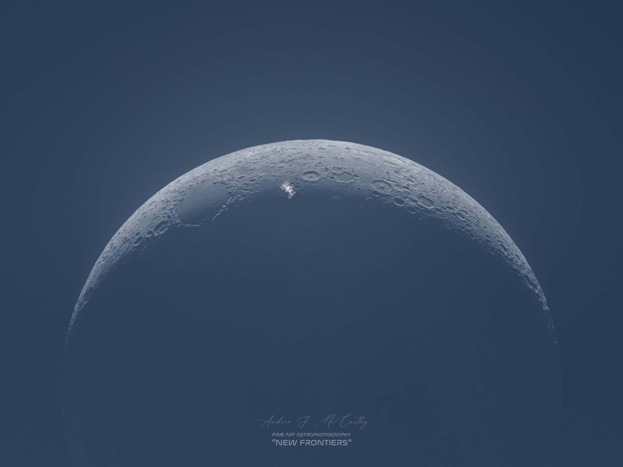 foto stazione spaziale luna