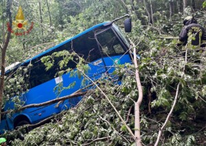 incidente bus pontremoli