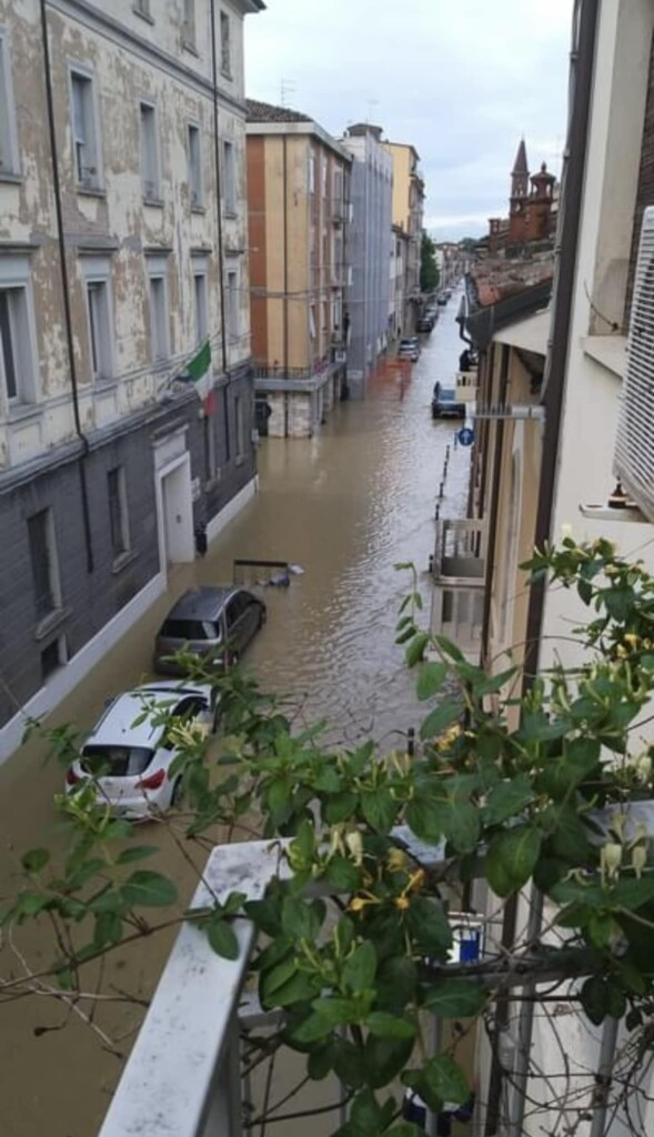 maltempo alluvione lugo allagata
