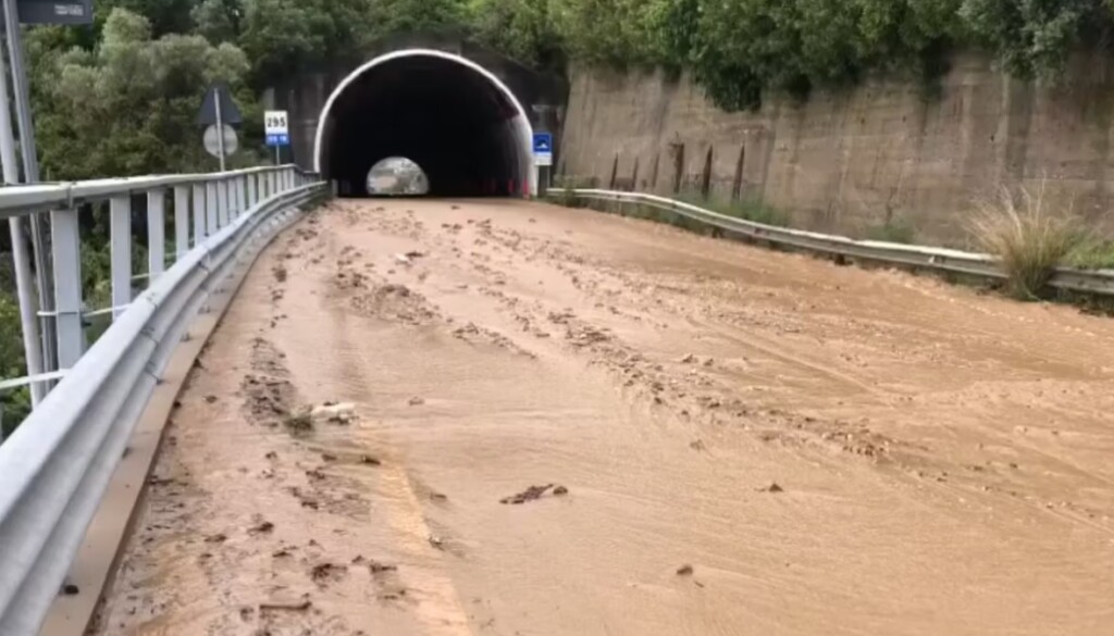 maltempo calabria cetraro