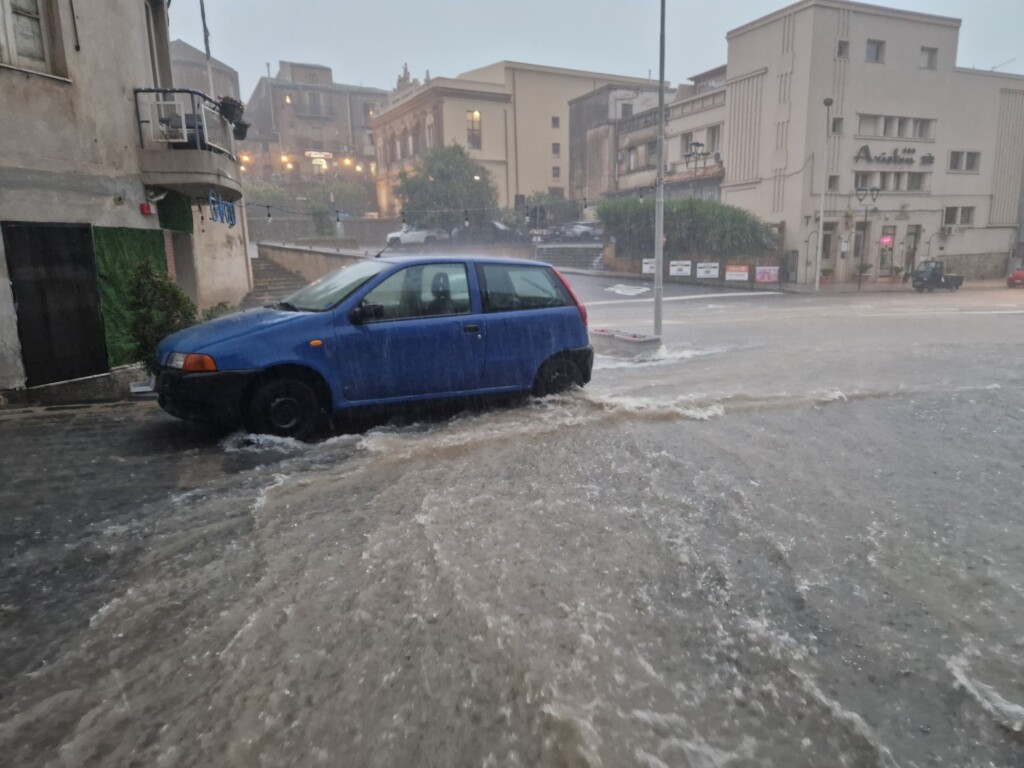 maltempo piazza armerina sicilia