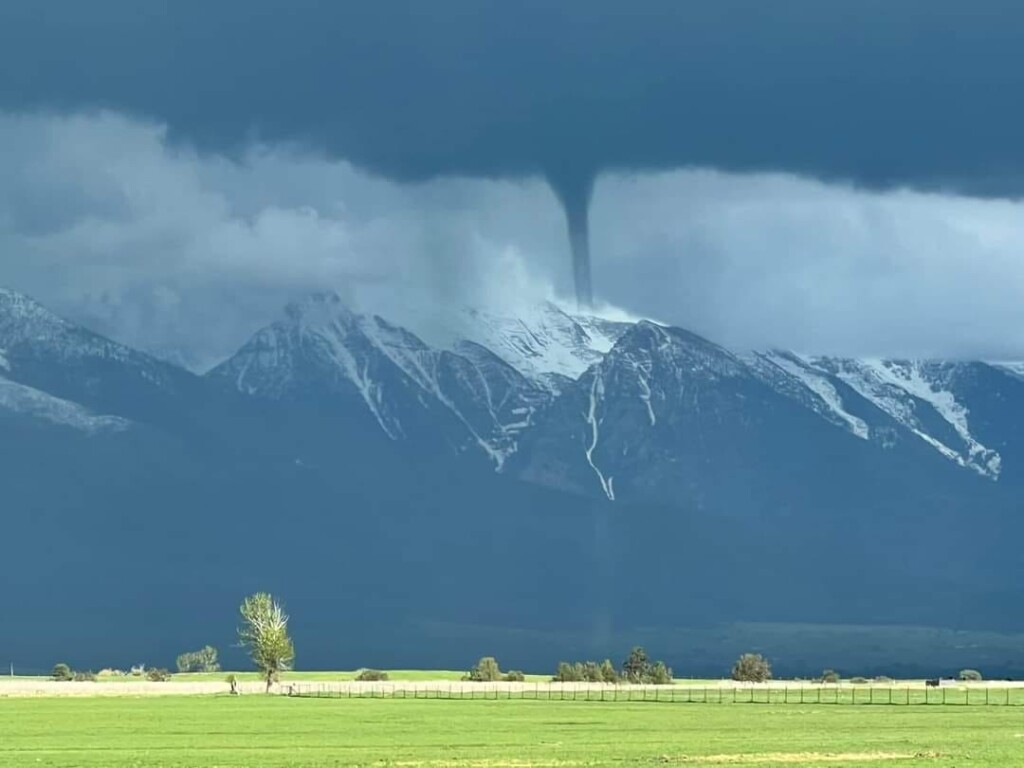 tornado montana