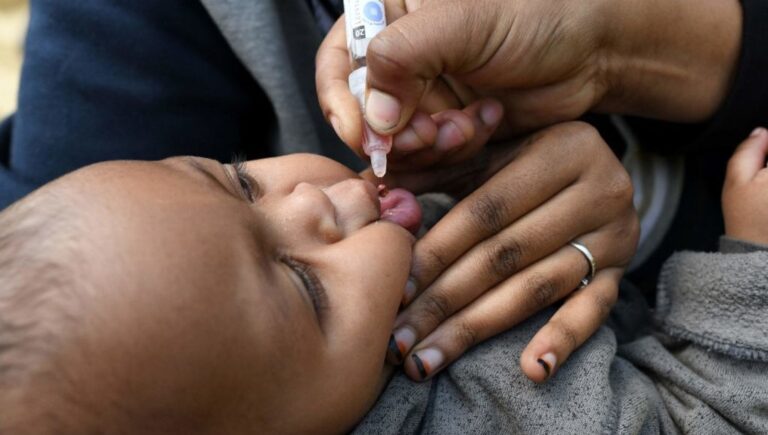 campagna di vaccinazione poliomielite