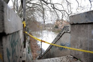 chiusura banchine tevere roma