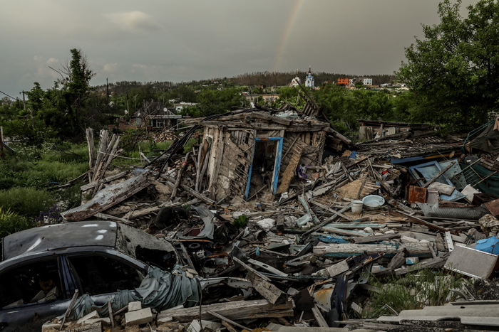 Ukrainian villagers return to war-torn Bohorodychne