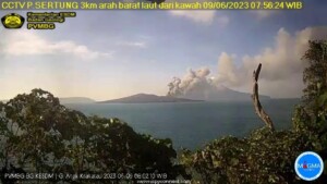 eruzione indonesia anak krakatoa