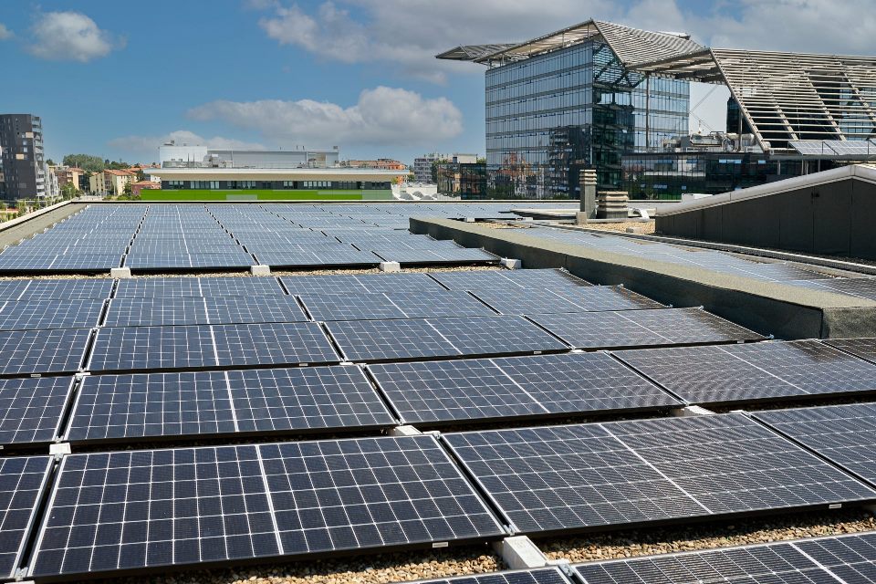 parco fotovoltaico sul tetto di Illumia