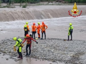 ragazzo disperso fiume secchia