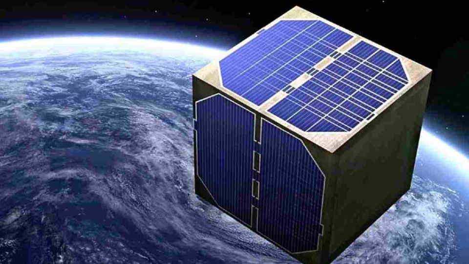 satellite in legno