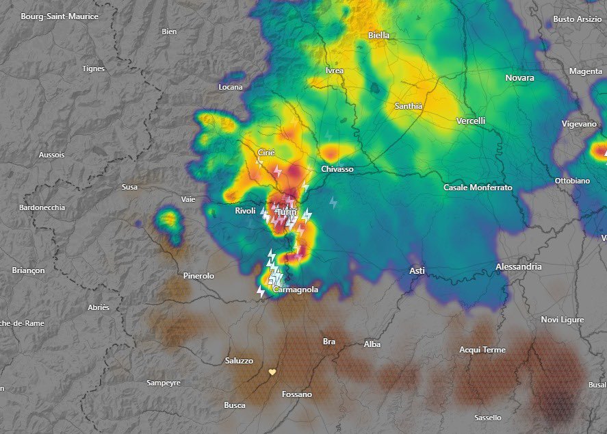 temporale torino notte