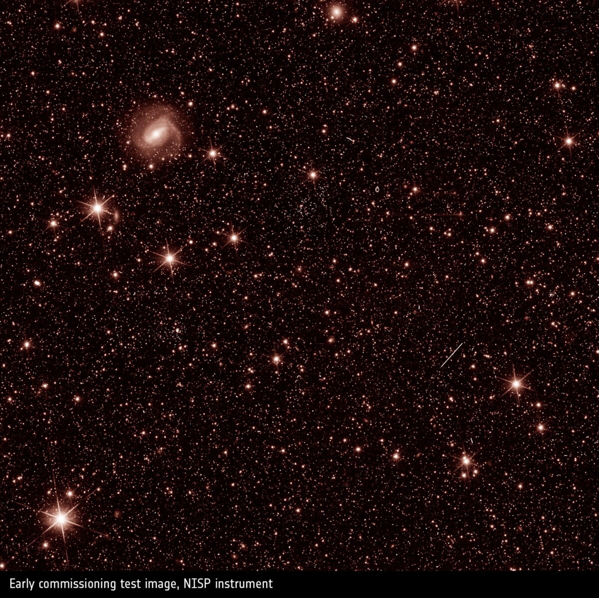 Prima immagine di Euclid in luce infrarossa (solo zoom)