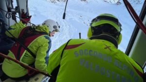 alpinisti salvi nel Monte Bianco