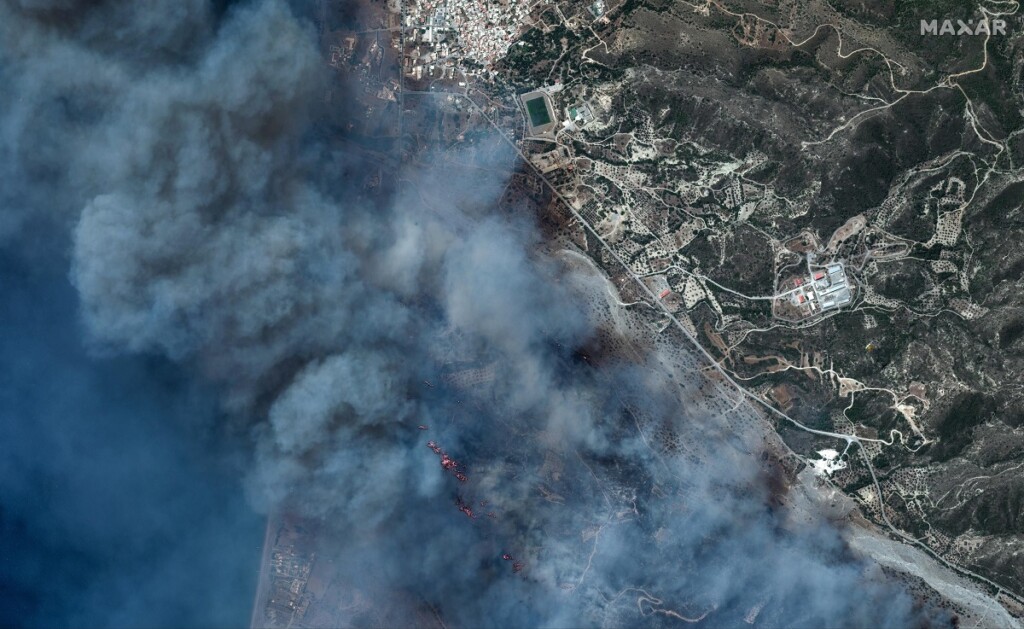 incendi grecia rodi