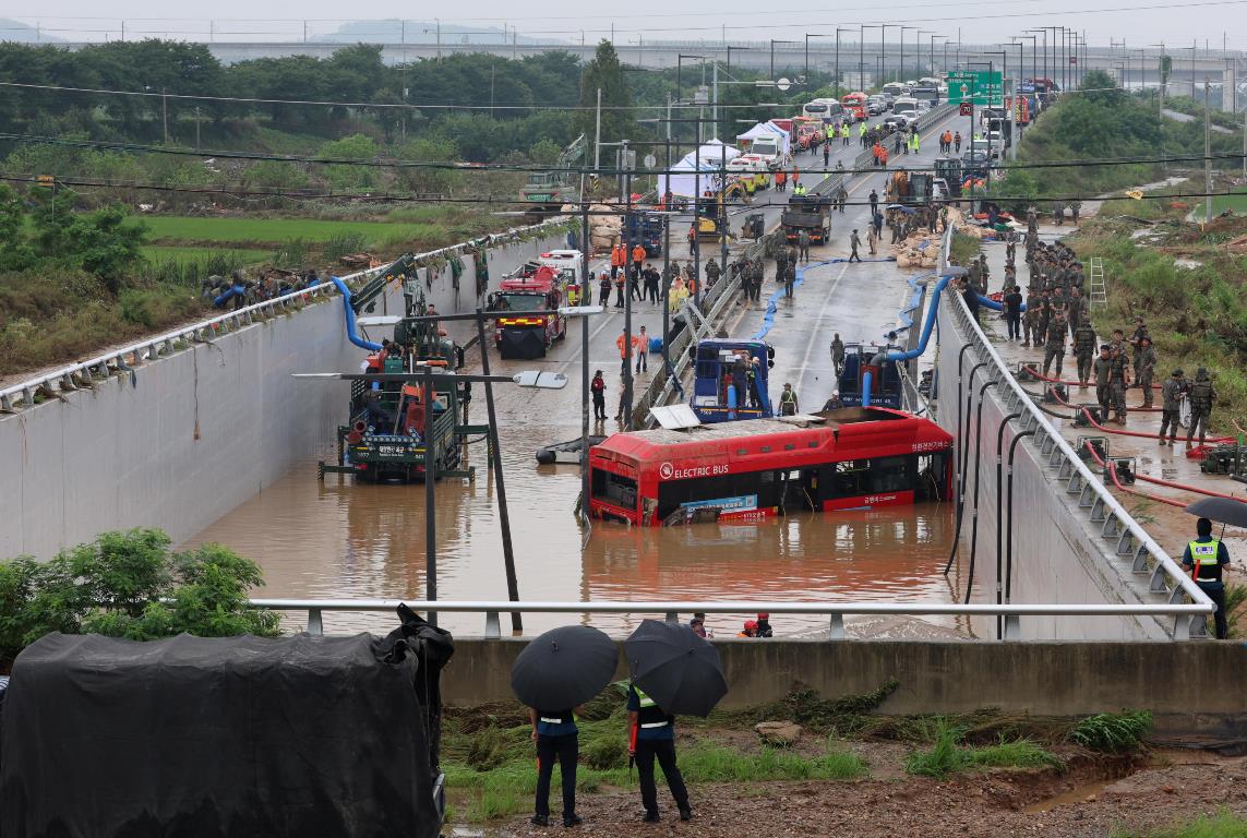 alluvioni inondazioni maltempo corea del sud