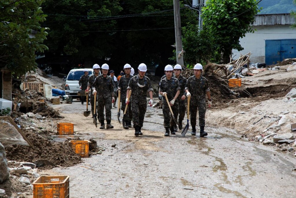alluvioni inondazioni maltempo corea del sud