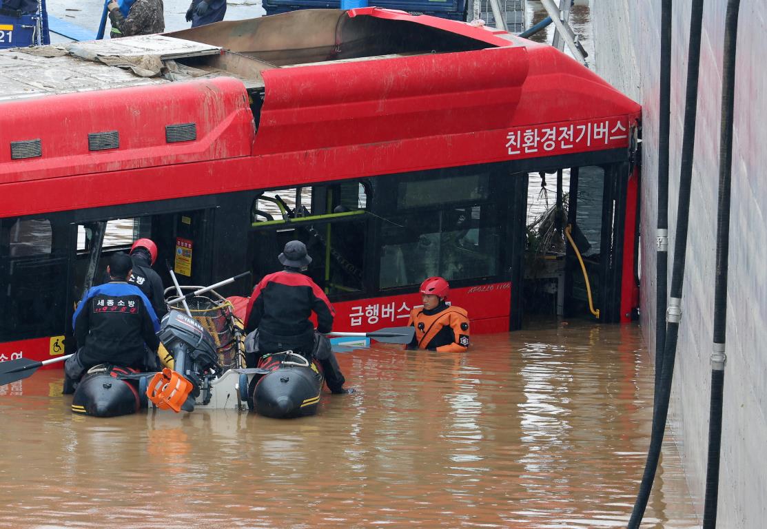 alluvioni inondazioni maltempo corea del sud
