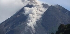 eruzione merapi