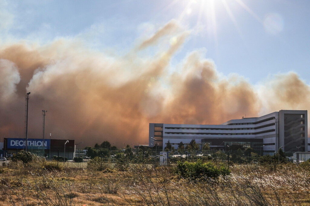 incendio cascais portogallo