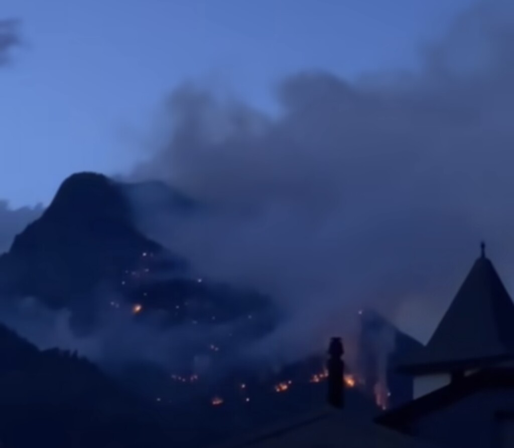 incendio svizzera alto vallese