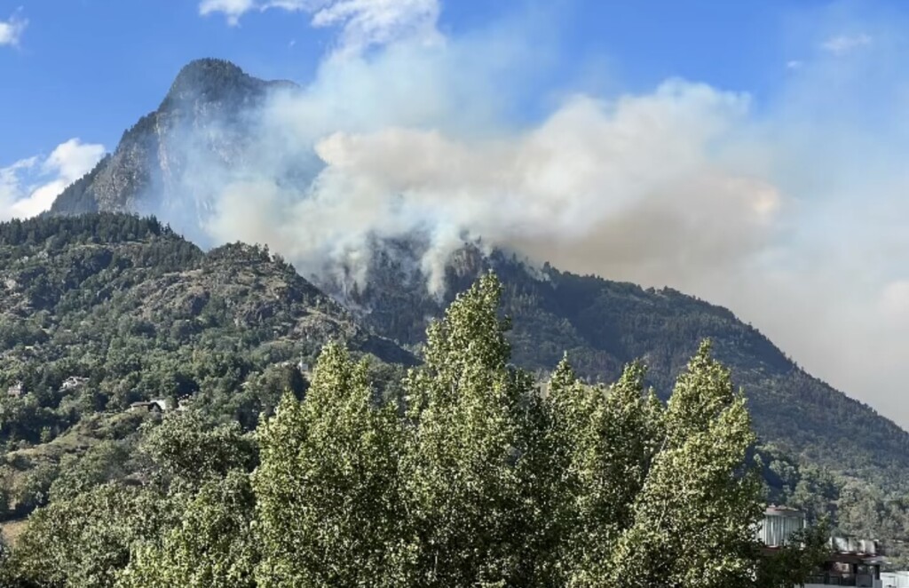 incendio svizzera alto vallese