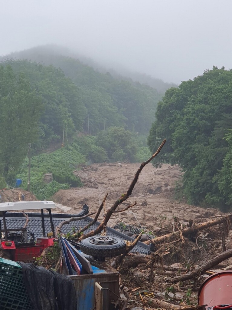 maltempo piogge corea sud