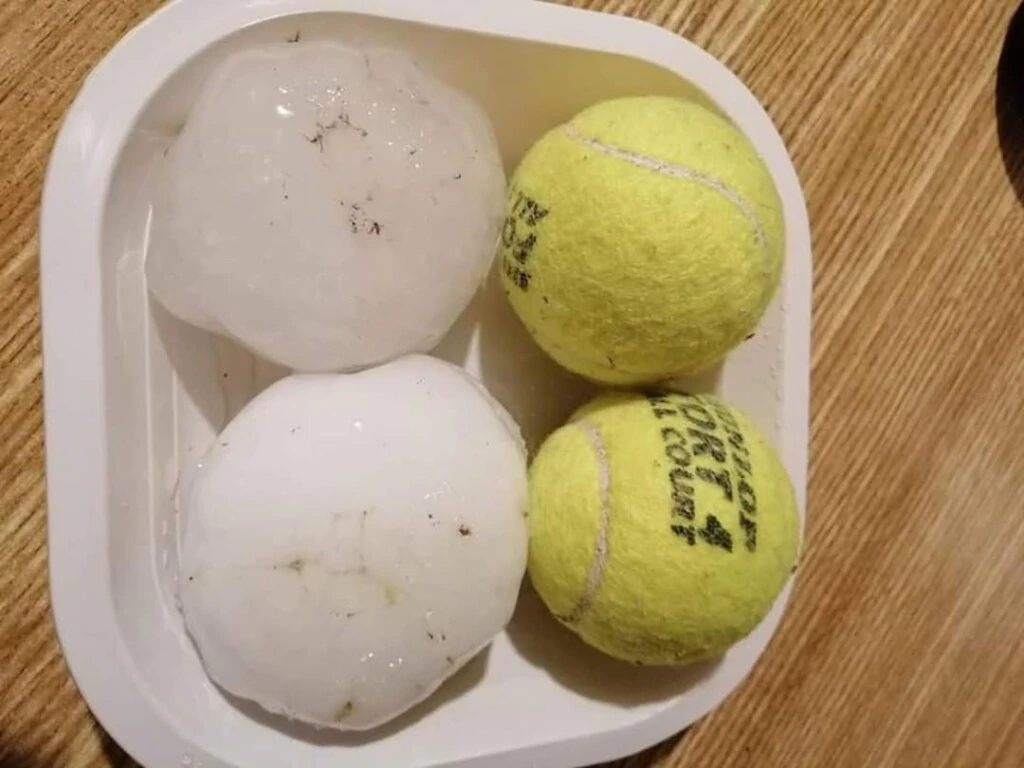 supercella mantova grandine