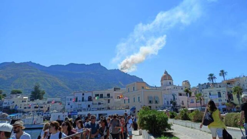 incendio ad Ischia