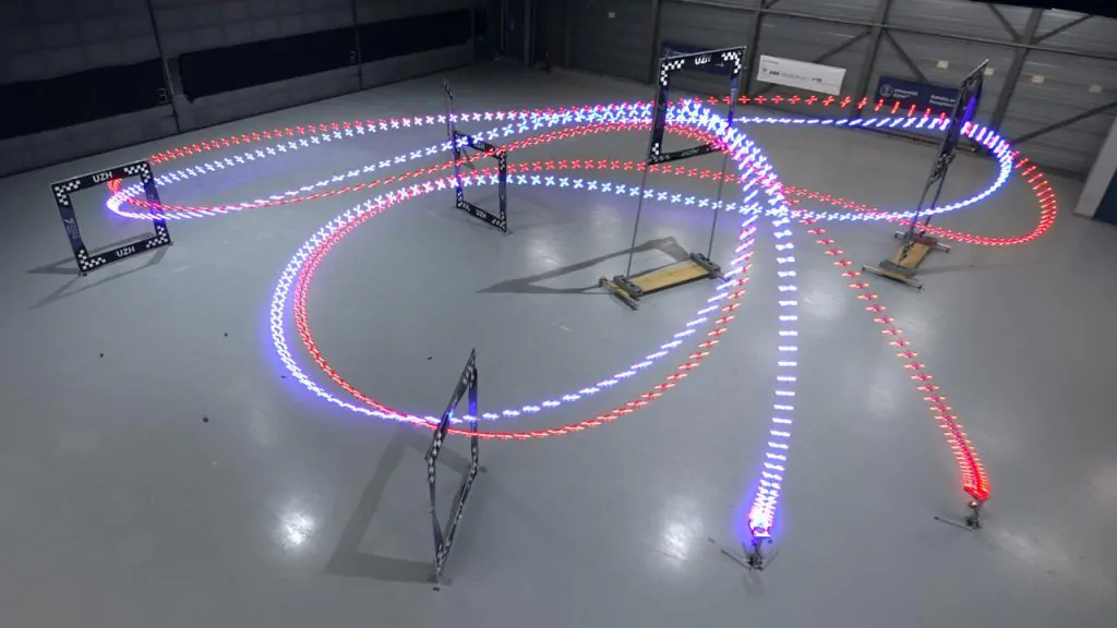 dispositivo di intelligenza artificiale in grado di pilotare i droni