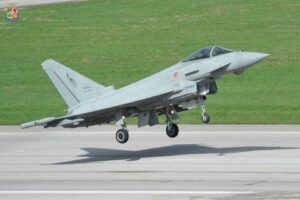 caccia F-2000 Eurofighter dell'Aeronautica militare