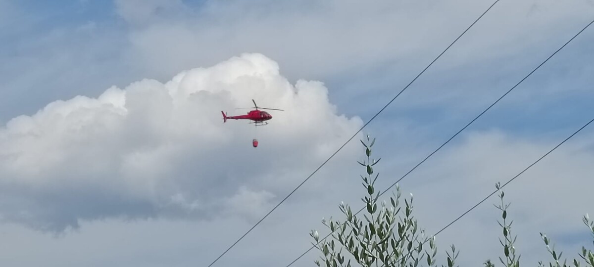 elicottero vigili fuoco incendio