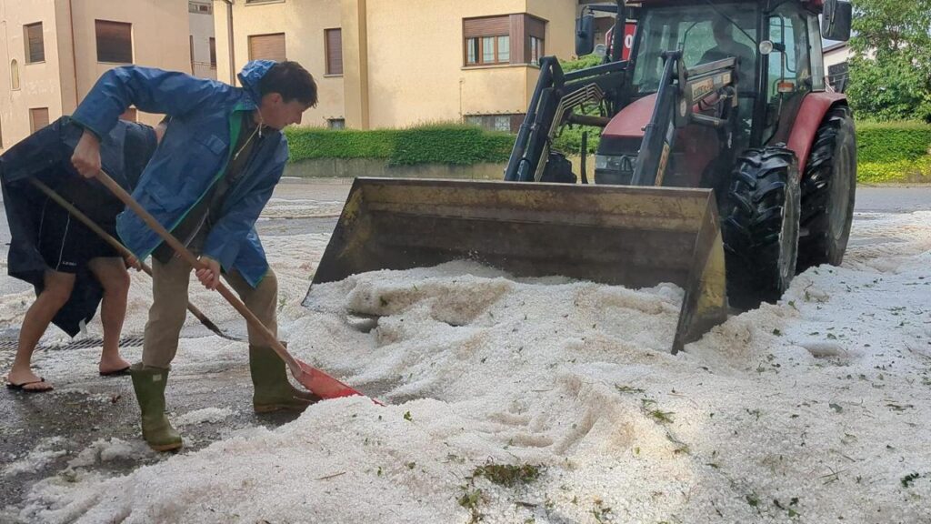 grandinata in Friuli di domenica 6 agosto