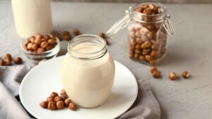 latte di nocciole