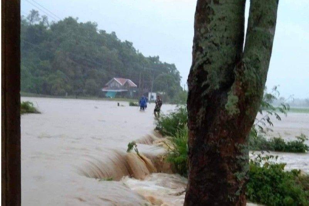 tifone saola filippine