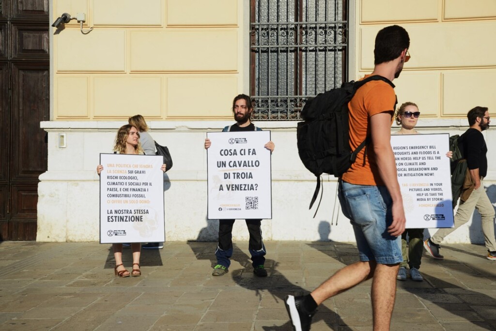 clima attivisti Extinction Rebellion veneto oggi