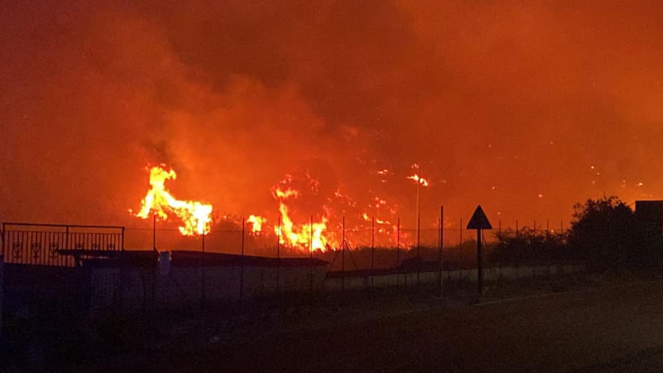 incendio sant'agata di militello sicilia 2
