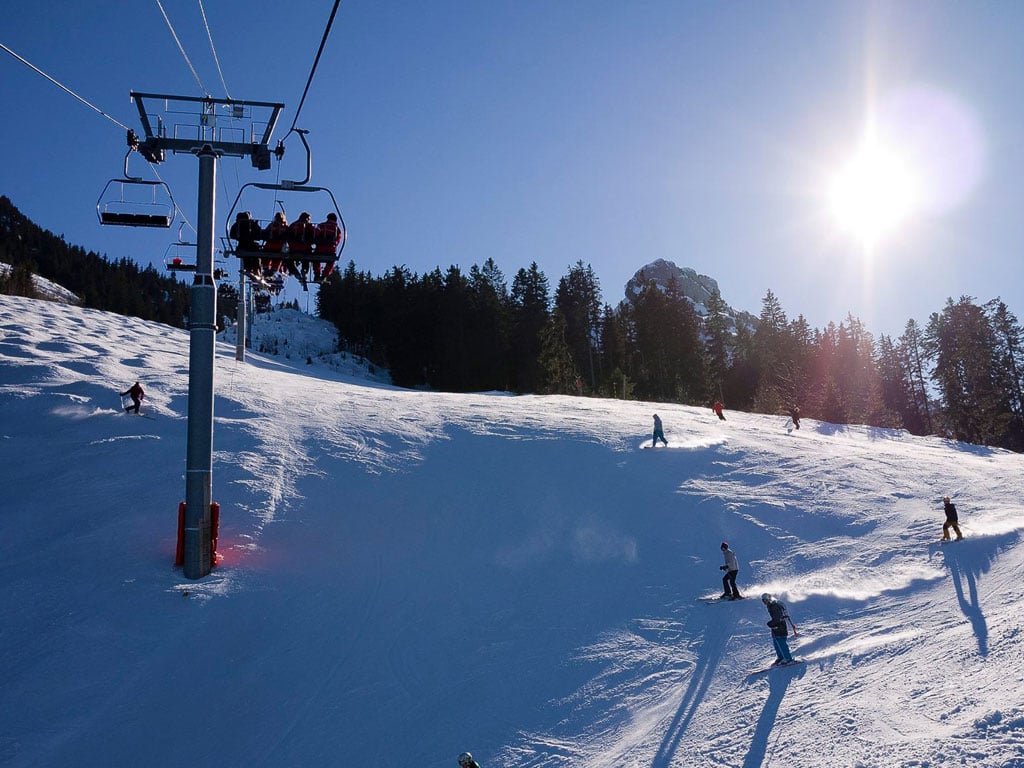 Climate Ski resort in the French Alps closes permanently because there is not enough snow