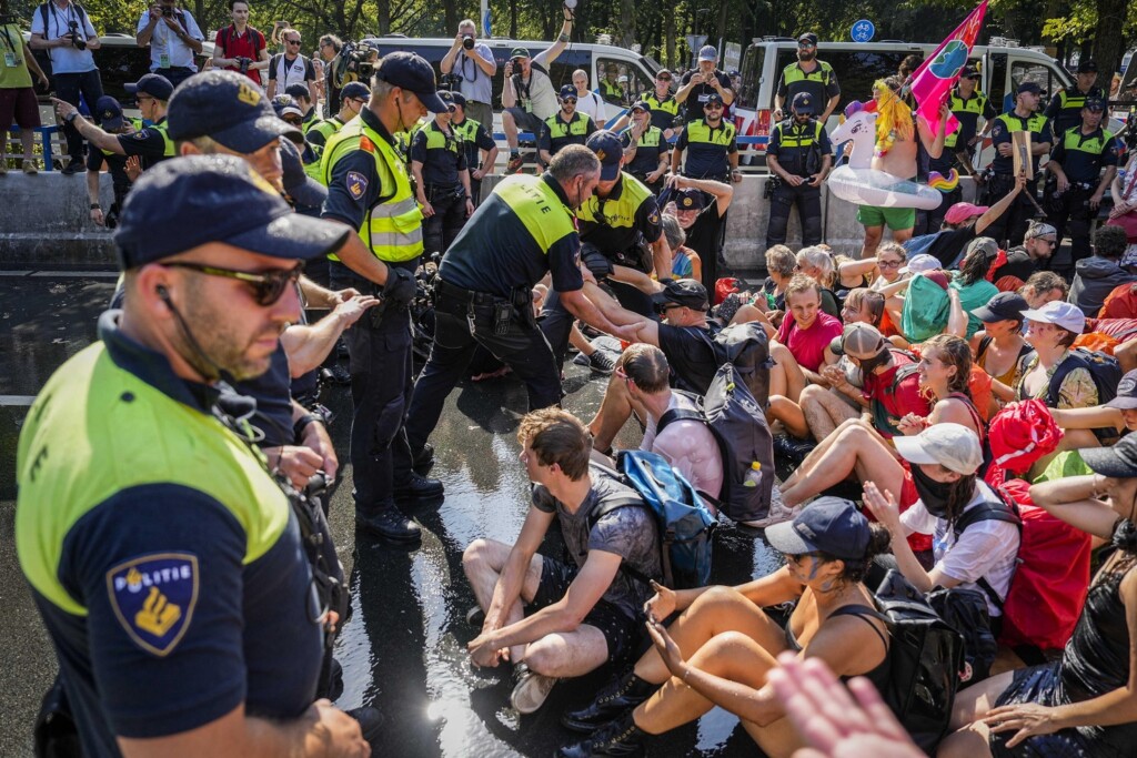 protesta combustibili fossili olanda