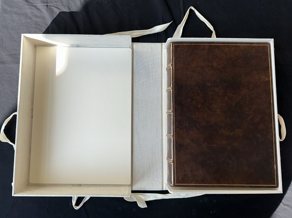 consegna Bibbia di Gutenberg aeronautica