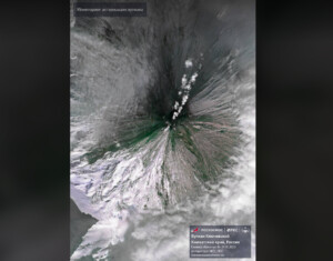 eruzione vulcano Klyuchevskaya Sopka
