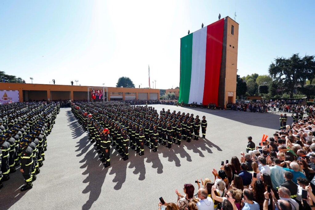 giuramento vigili fuoco meloni
