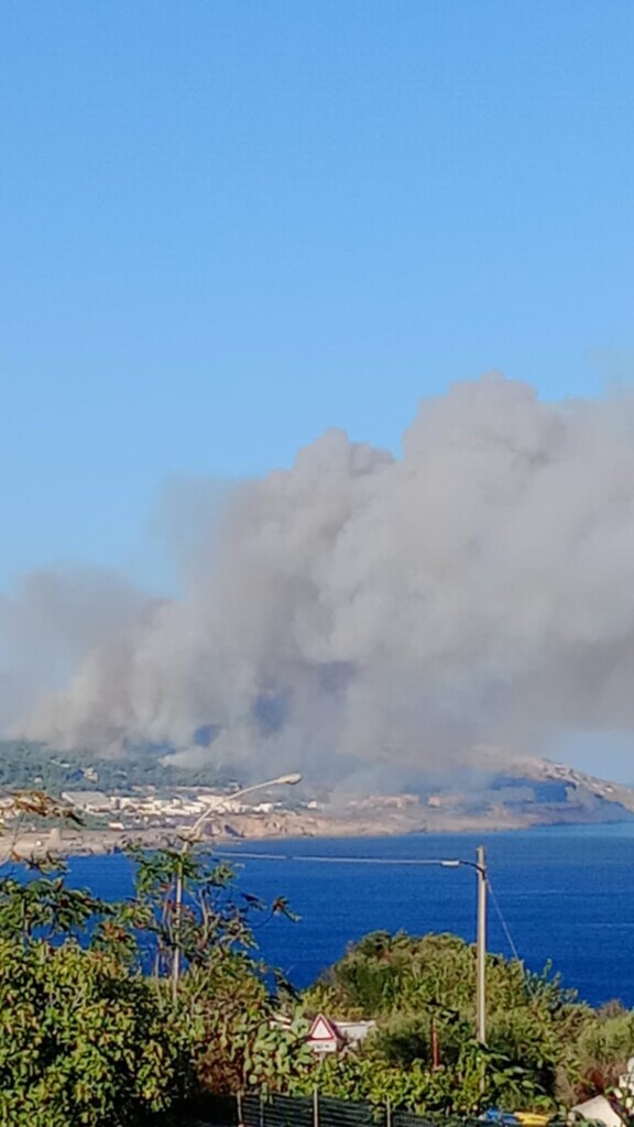 incendio santa cesarea terme
