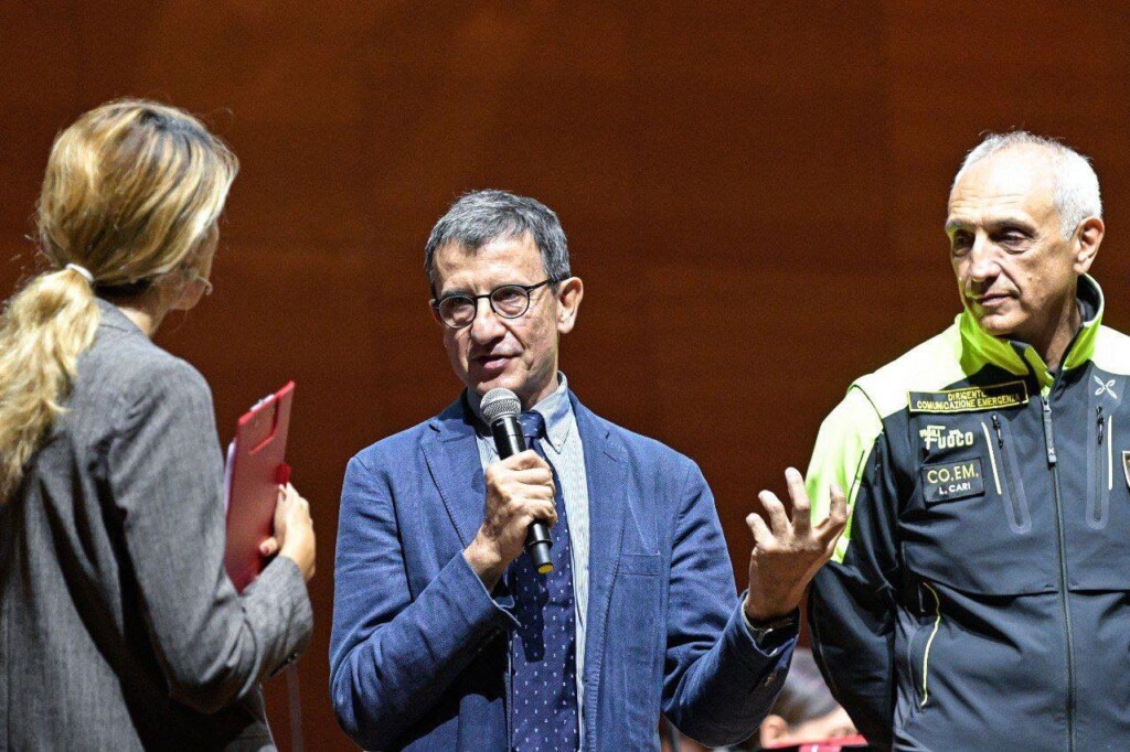 presentazione calendario 2024 vigili del fuoco
