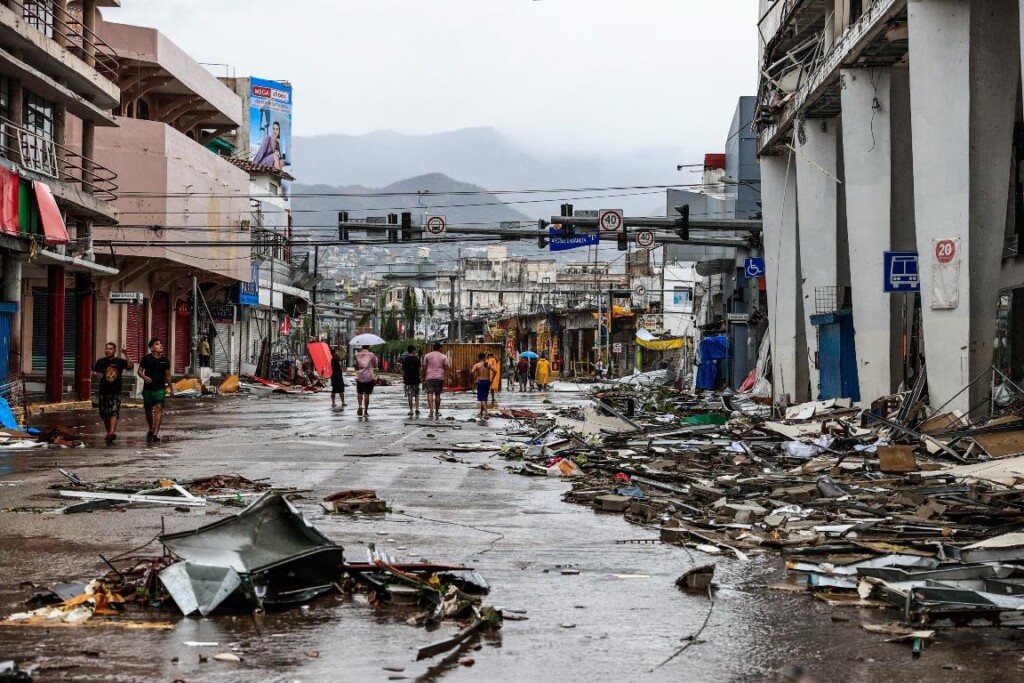 uragano otis messico acapulco