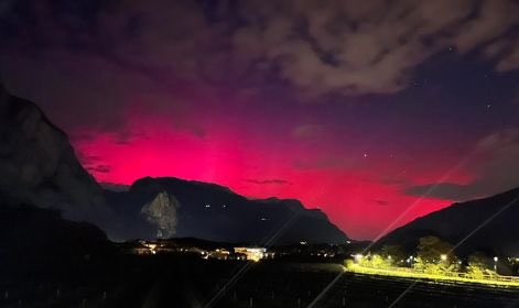 aurora rossa tempesta geomagnetica