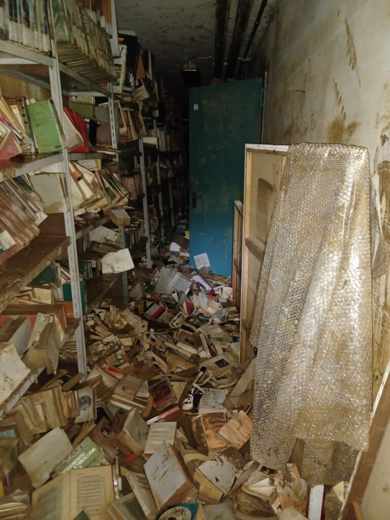 biblioteca quarrata alluvione toscana